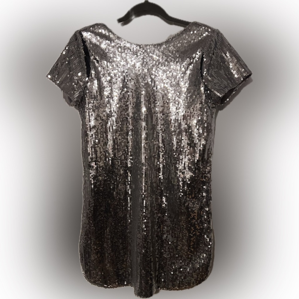 Fate Metallic Sequin Short Sleeve Shift Short Dress - Silver